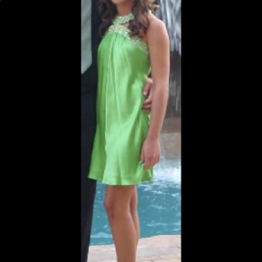 Beautiful Prom/Homecoming dress!